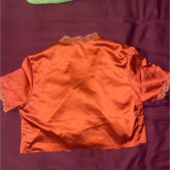 Satin Laced Trim Crop Top - Picture 4 of 4